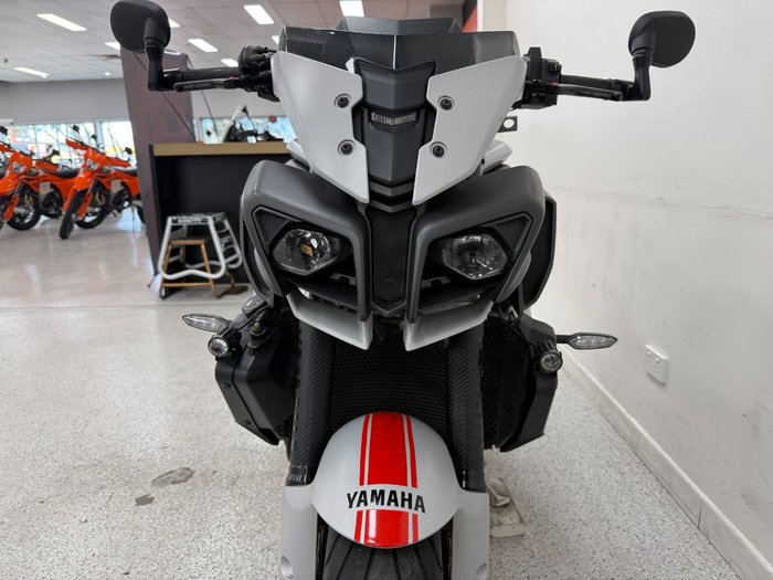 2021 YAMAHA MT-10A grey