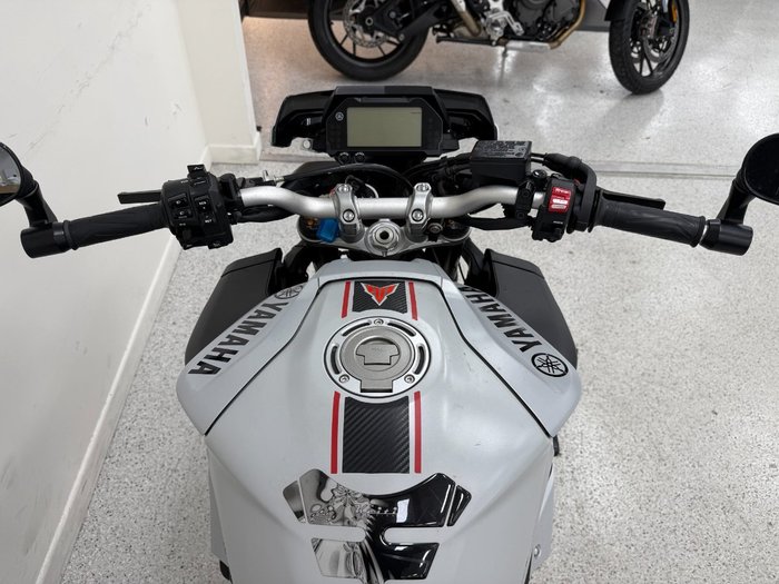 2021 YAMAHA MT-10A grey