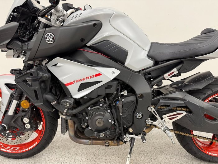 2021 YAMAHA MT-10A grey