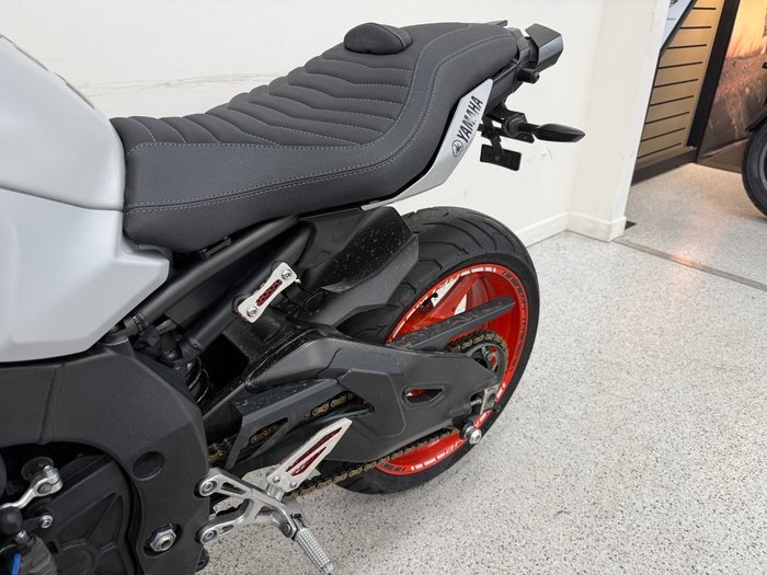 2021 YAMAHA MT-10A grey