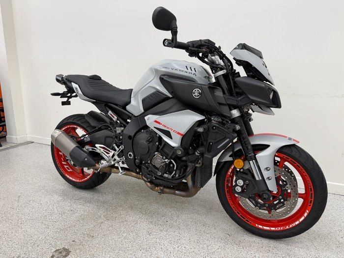 2021 YAMAHA MT-10A grey