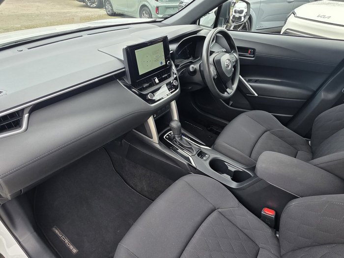 2024 Toyota Corolla Cross GX 2WD Hybrid
