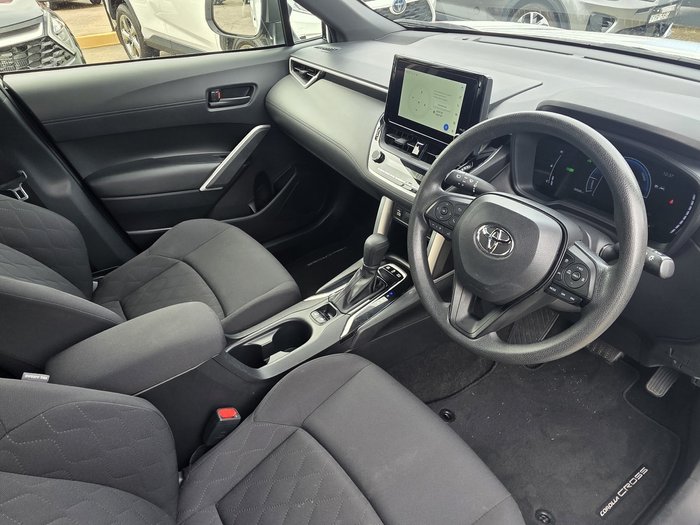 2024 Toyota Corolla Cross GX 2WD Hybrid