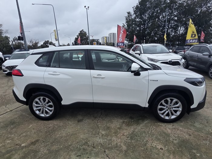 2024 Toyota Corolla Cross GX 2WD Hybrid