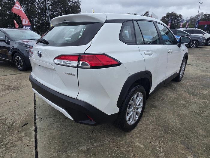 2024 Toyota Corolla Cross GX 2WD Hybrid