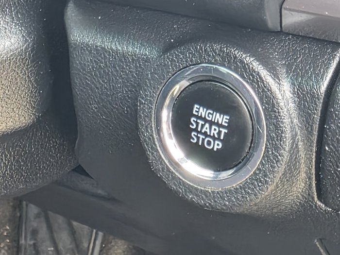 2018 Toyota Hilux SR5