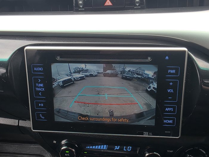 2018 Toyota Hilux SR5