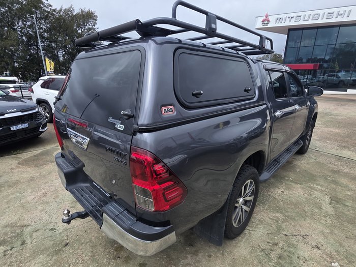 2018 Toyota Hilux SR5