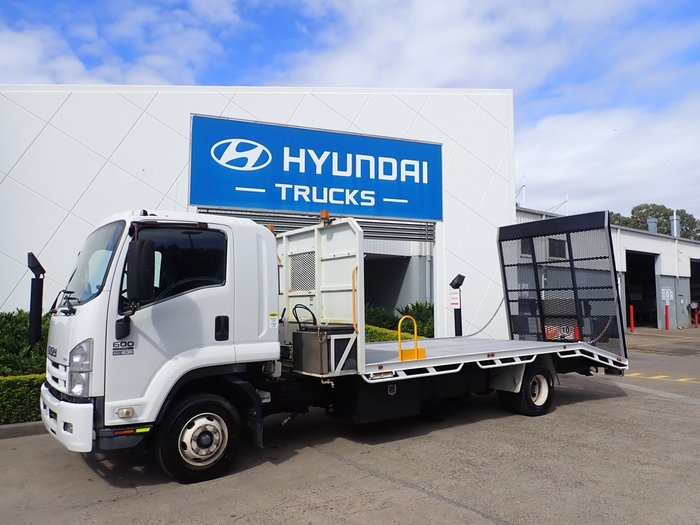 2011 ISUZU FRR 600