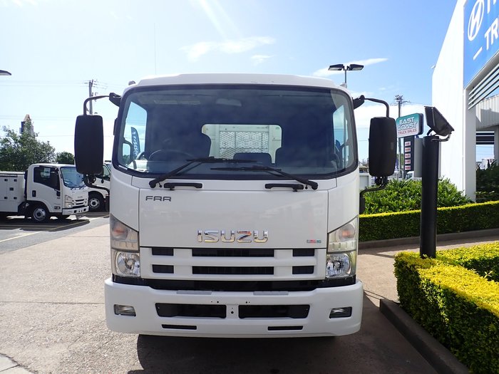 2011 ISUZU FRR 600