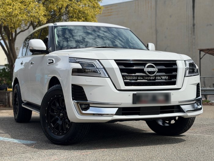 2023 Nissan Patrol Ti