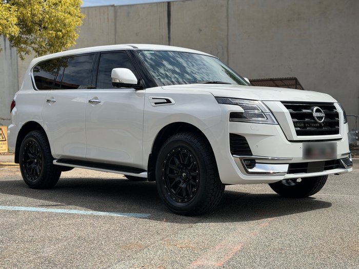 2023 Nissan Patrol Ti