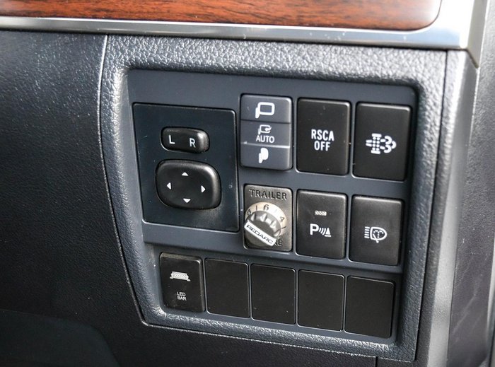 2018 Toyota Landcruiser VX