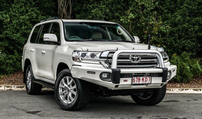 2020 Toyota Landcruiser VX