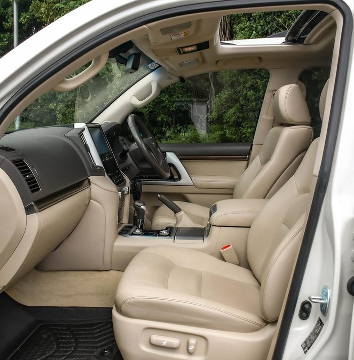 2020 Toyota Landcruiser VX