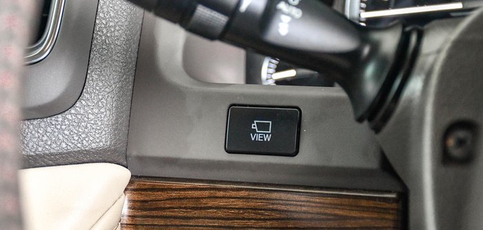 2020 Toyota Landcruiser VX