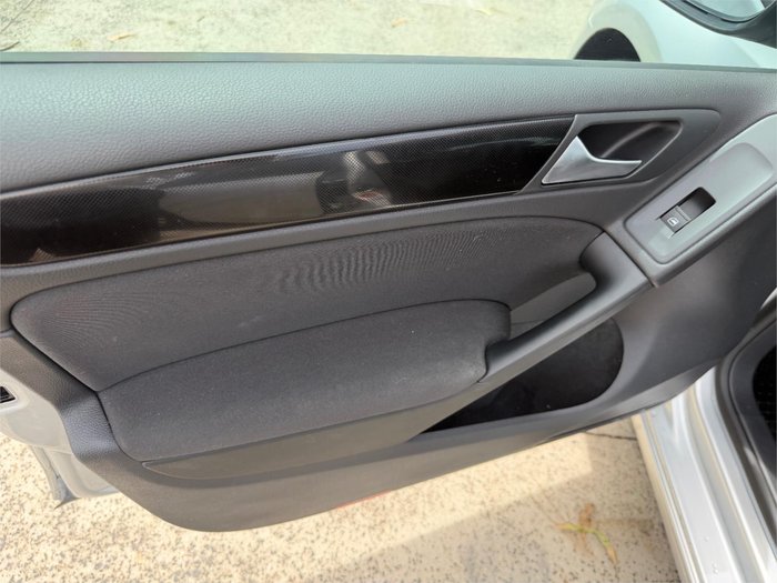 2012 VOLKSWAGEN GOLF 103 TDI COMFORTLINE