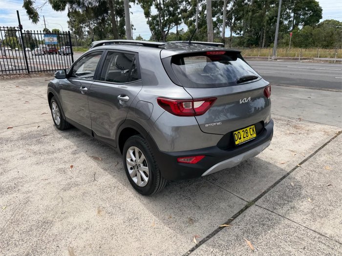 2024 KIA STONIC S