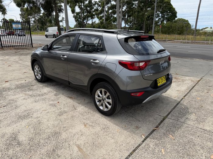 2024 KIA STONIC S