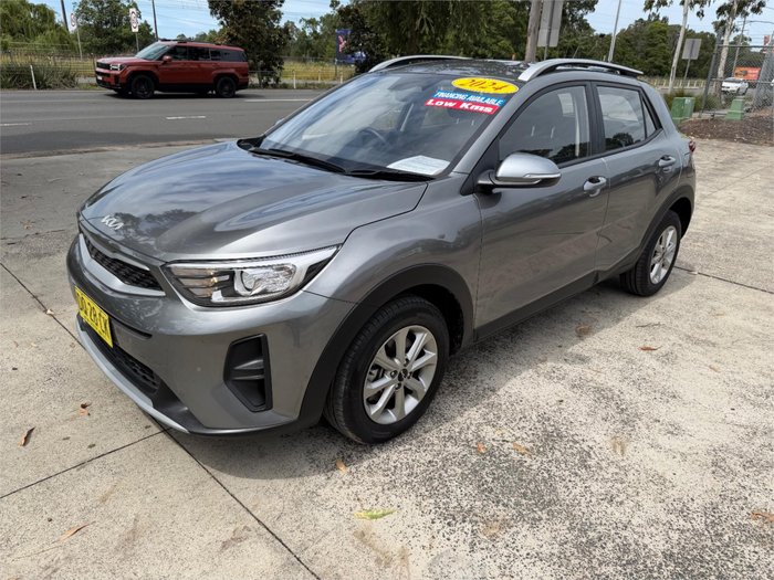 2024 KIA STONIC S