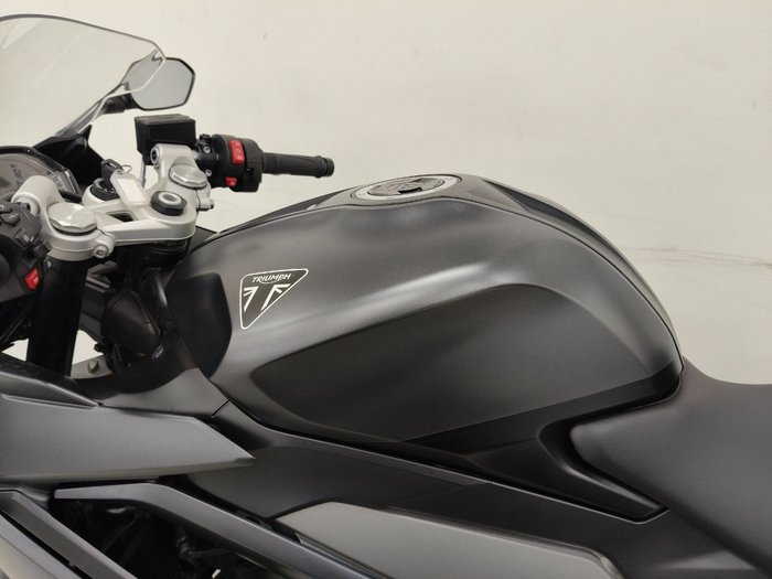 2024 Triumph DAYTONA 660 (LAMS) Black