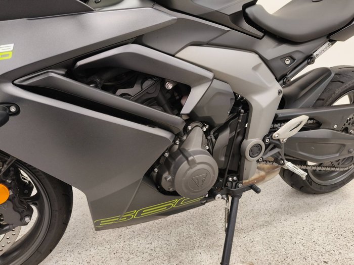 2024 Triumph DAYTONA 660 (LAMS) Black