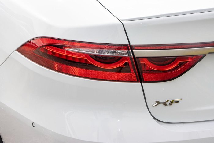 2021 Jaguar XF P300 R-Dynamic HSE