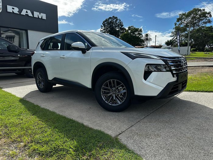 2026 Nissan X-TRAIL ST T33 MY26 Everest White