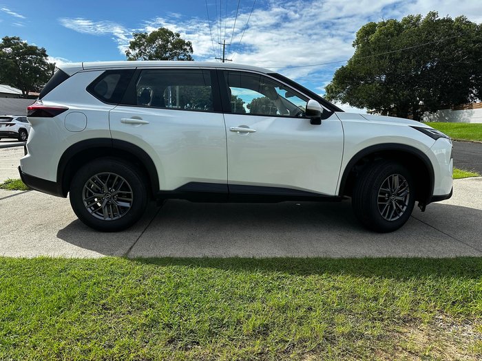 2026 Nissan X-TRAIL ST T33 MY26 Everest White