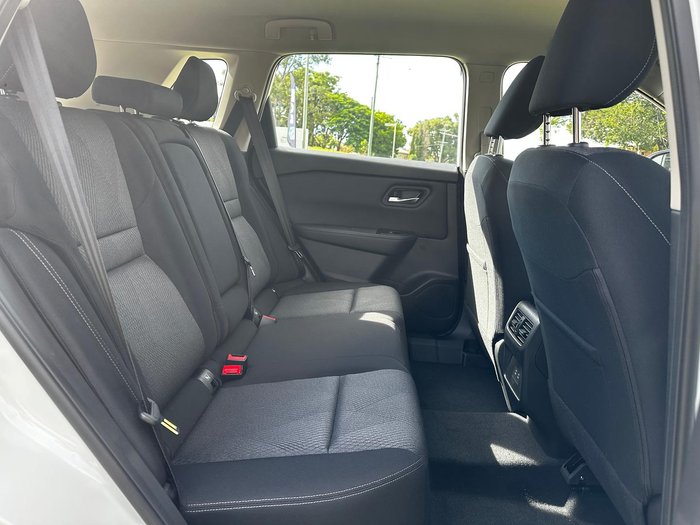 2026 Nissan X-TRAIL ST T33 MY26 Everest White