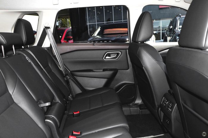 2025 Nissan X-TRAIL N-TREK