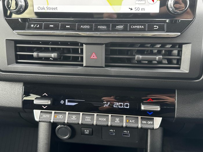 2026 Nissan Navara ST