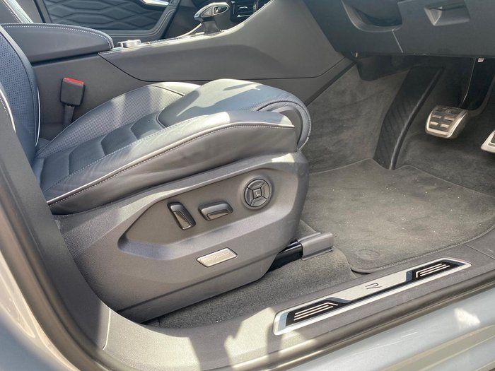 2023 Volkswagen Touareg 210TDI R-Line