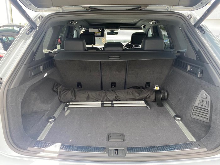 2023 Volkswagen Touareg 210TDI R-Line