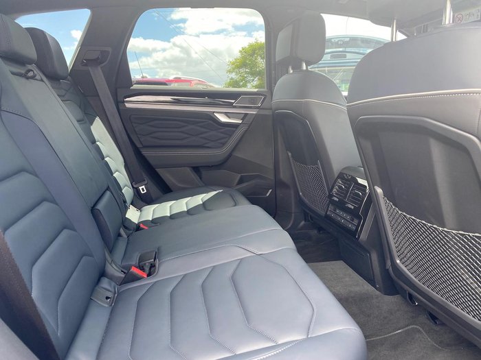 2023 Volkswagen Touareg 210TDI R-Line