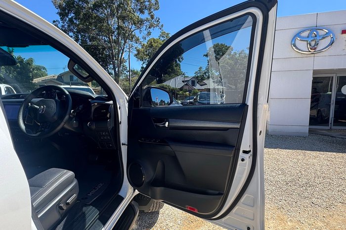 2023 Toyota Hilux Rogue GUN126R 4X4 Dual Range Frosted White