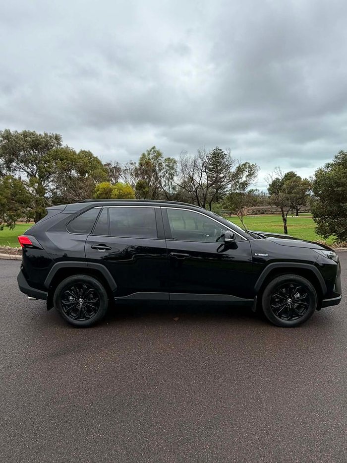 2024 Toyota RAV4 GXL