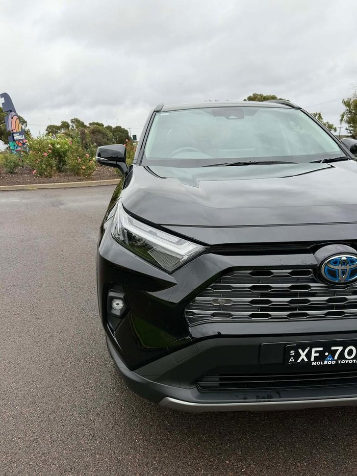 2024 Toyota RAV4 GXL