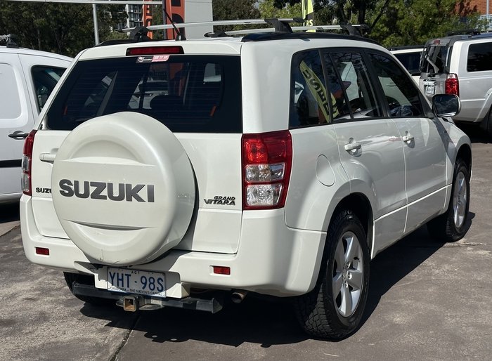 2011 Suzuki Grand Vitara (4x4)