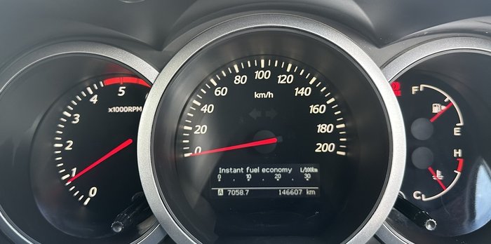 2011 Suzuki Grand Vitara (4x4)