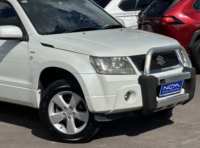 2011 Suzuki Grand Vitara (4x4)