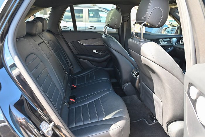 2020 Mercedes-Benz GLC-Class GLC300