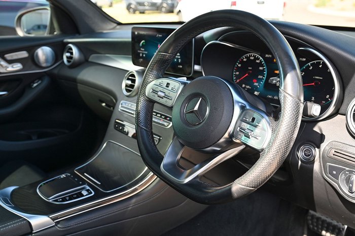 2020 Mercedes-Benz GLC-Class GLC300