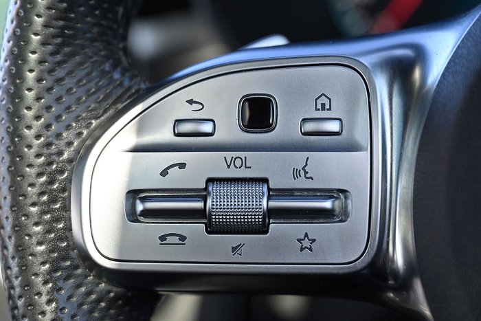 2020 Mercedes-Benz GLC-Class GLC300