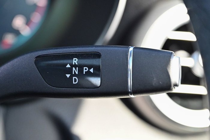 2020 Mercedes-Benz GLC-Class GLC300