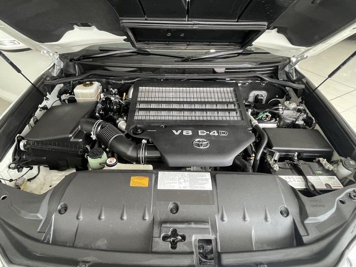 2019 Toyota Landcruiser VX