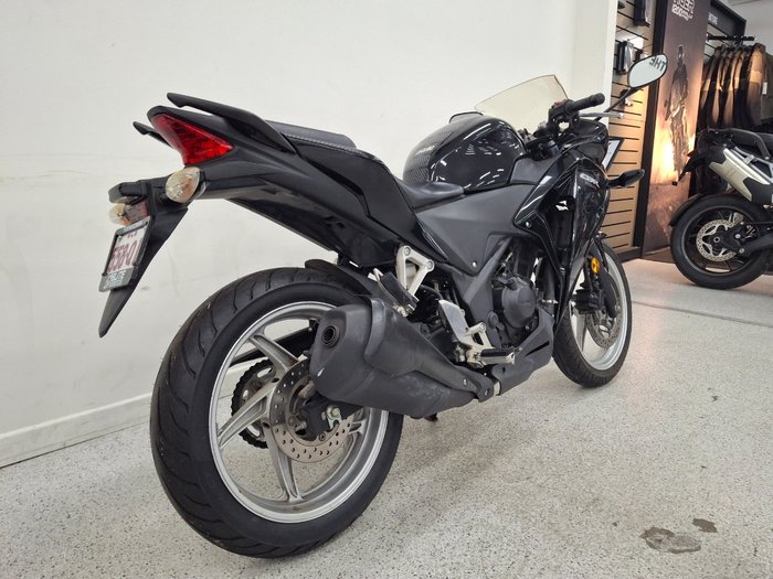 2011 Honda CBR250R Black