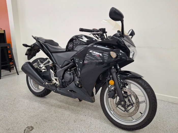 2011 Honda CBR250R Black