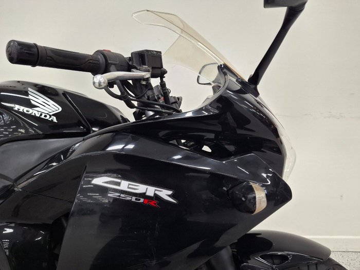 2011 Honda CBR250R Black