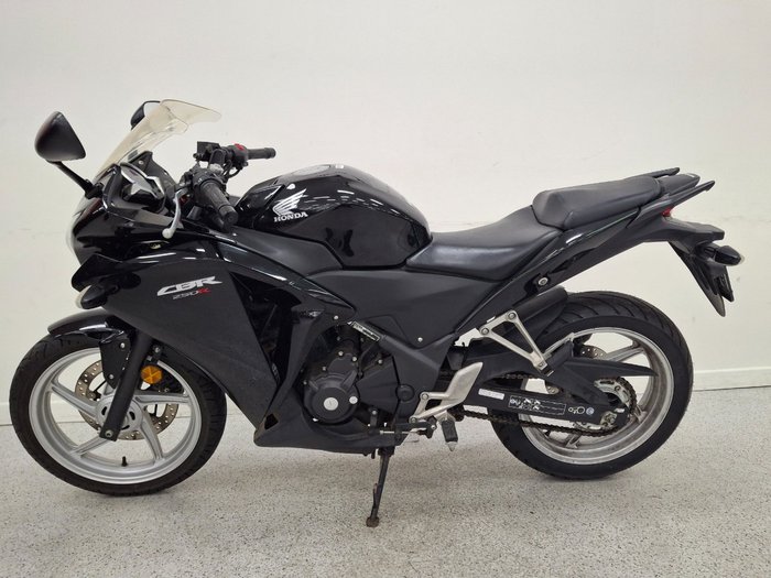 2011 Honda CBR250R Black
